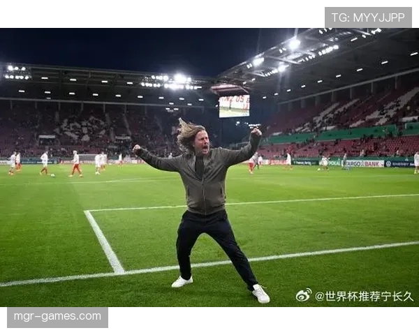 德甲亨里克森执教